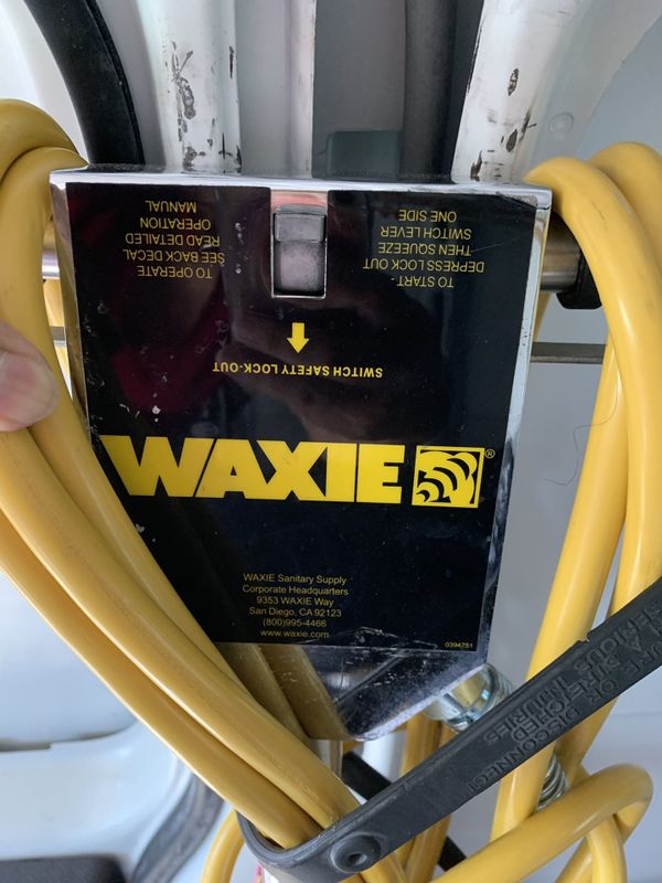 WAXIE 20 inch 2 speed floor machine for Sale in Stockton, CA OfferUp