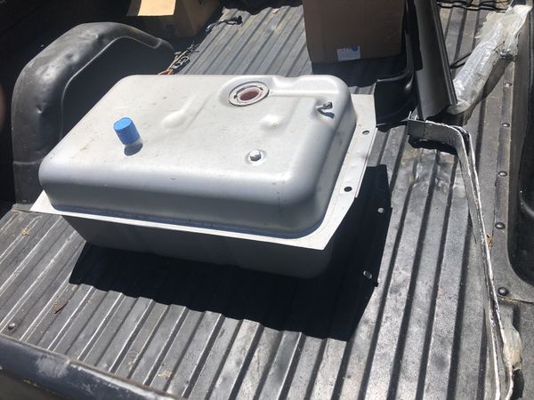 6772 C10 rear mount gas tank / relocate fuel tank for Sale in Los