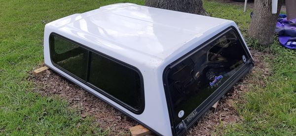 White Camper Shell For Toyota, Tacoma 2000-02 & Nissan Frontier 2000-02 for Sale in Houston, TX ...