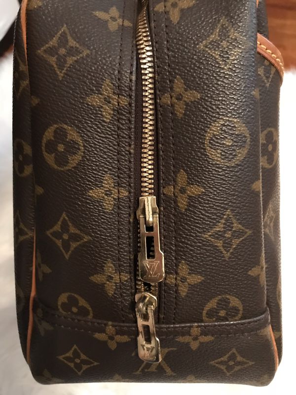 Louis Vuitton Monogram Deauville for Sale in Valley Stream, NY - OfferUp