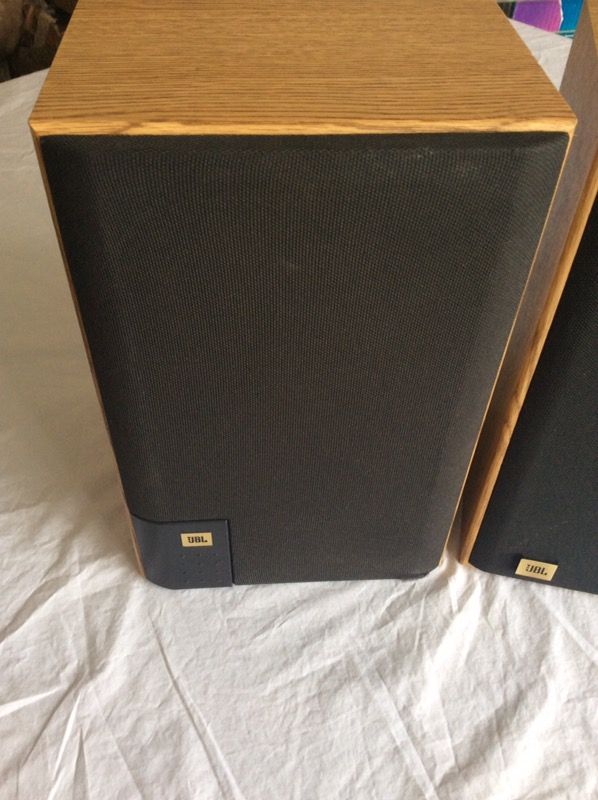 JBL Vintage Bookshelf Speakers Wood grain J2045 J2050 Stereo Pair Made ...