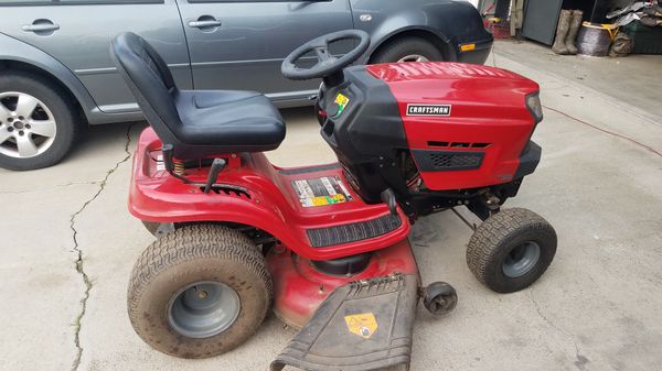 Craftsman T1600 Riding Lawnmower for Sale in Escalon, CA - OfferUp