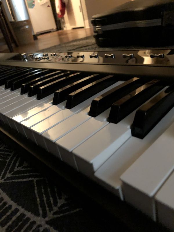 Williams 88-key digital piano (weighted keys) for Sale in Sacramento