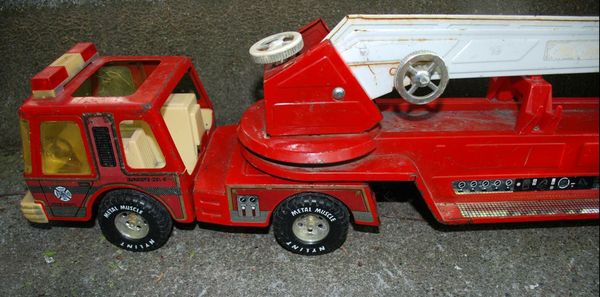 nylint aerial hook ladder fire truck