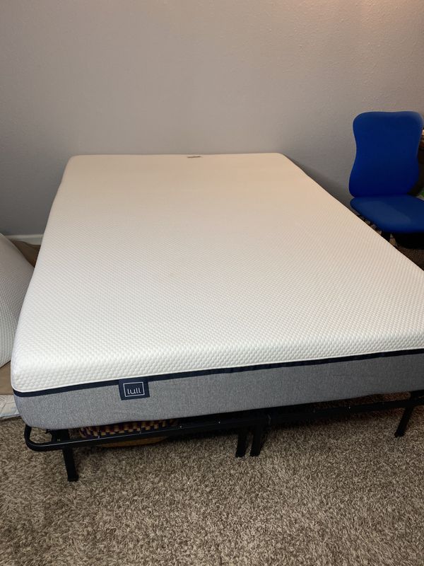 Full size Lull mattress like new for Sale in Seattle, WA OfferUp