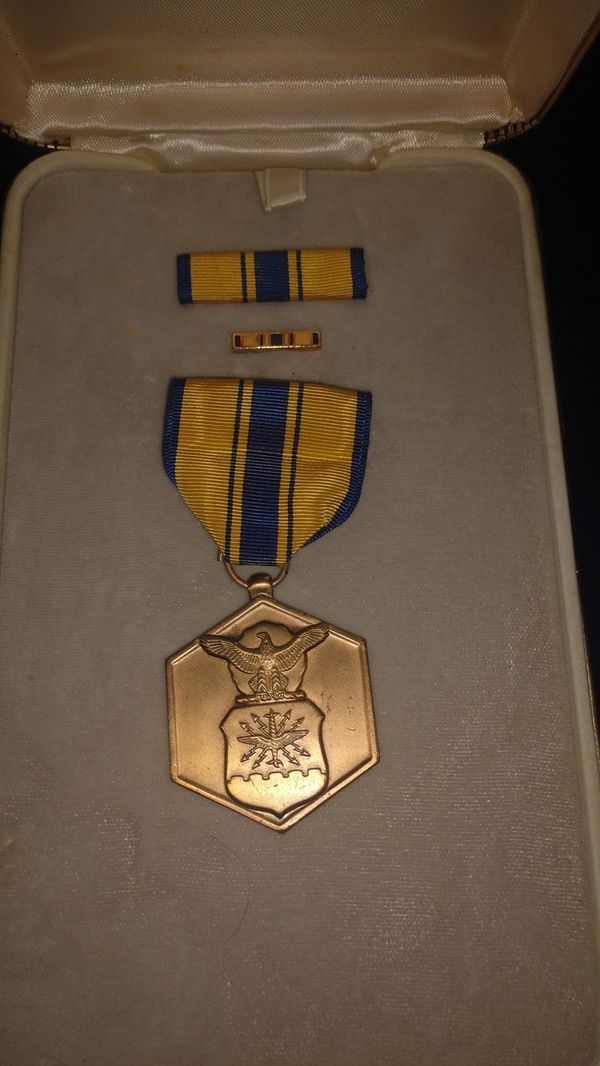 Air Force accommodation medal with case for Sale in Pompano Beach, FL ...