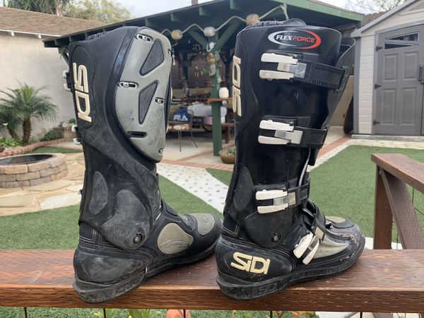 Sidi flex force motocross boots sz 9 for Sale in Los Angeles, CA - OfferUp