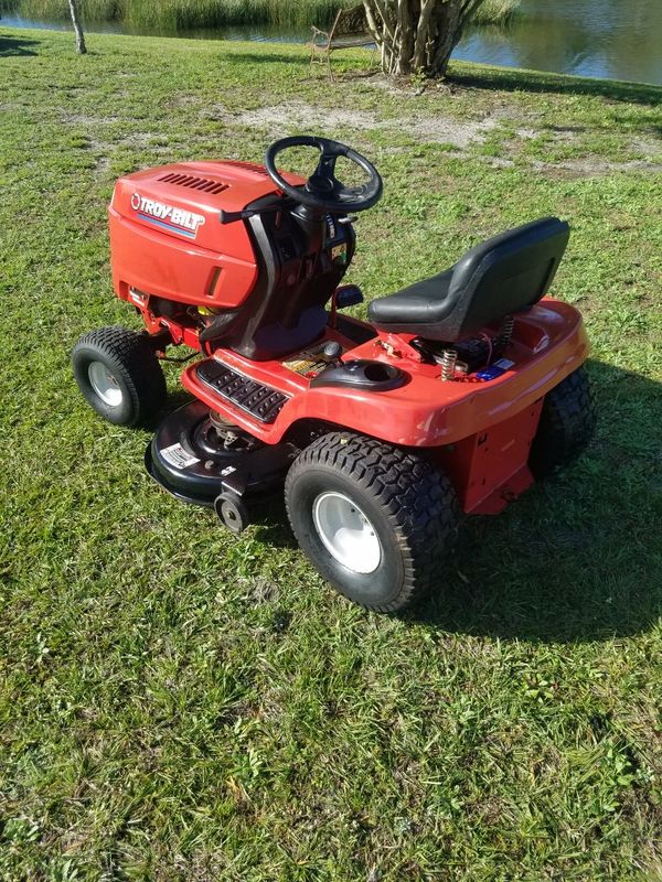 Troy Bilt Super Bronco Riding Lawn Mower. 42