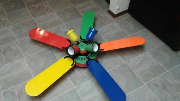 Hampton Bay 5 Blade 52" inch Ceiling Fan. ( Primary Colors ...