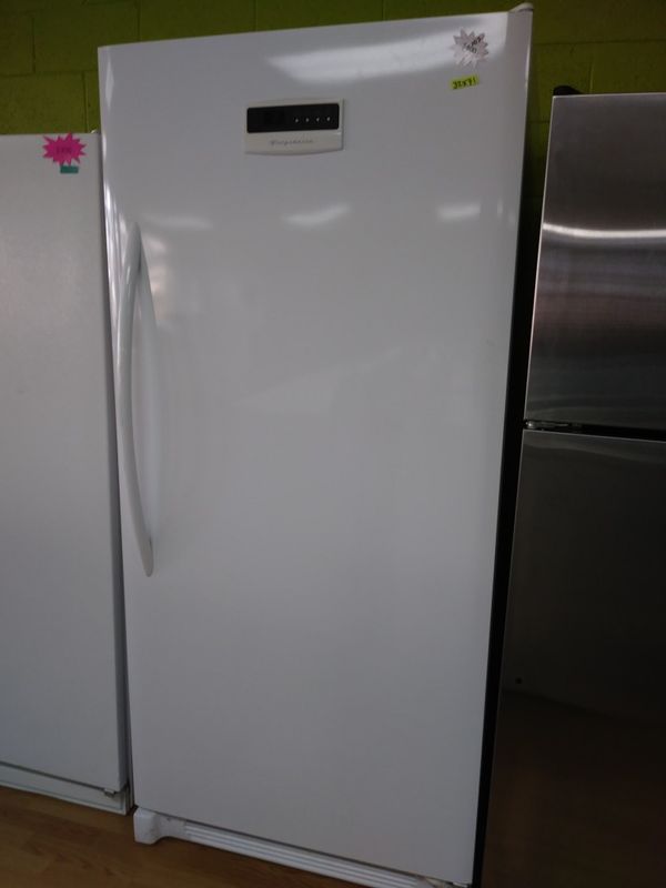 frigidaire large fridge freezer