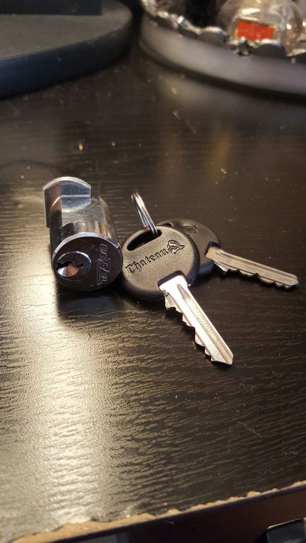 Public storage lock and key for Sale in Los Angeles, CA OfferUp