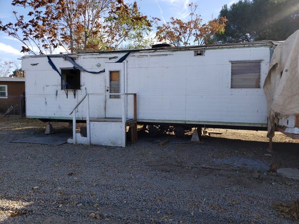 Single wide Mobile home poor condition $1000 for Sale in Perris, CA