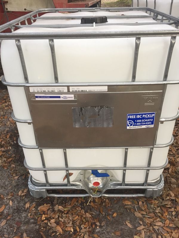 Water tanks. IBC totes 275 gallons for Sale in Plant City, FL - OfferUp