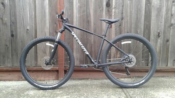 specialized rockhopper comp 2020