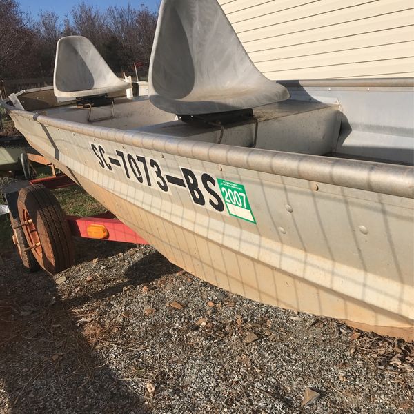 12’ Landau Jon Boat W/ Trailer for Sale in Campobello, SC - OfferUp