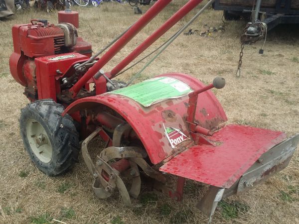 Troy-Bilt Pony 5hp Rototiller With Furrower/Hiller/Plow Attachment For ...