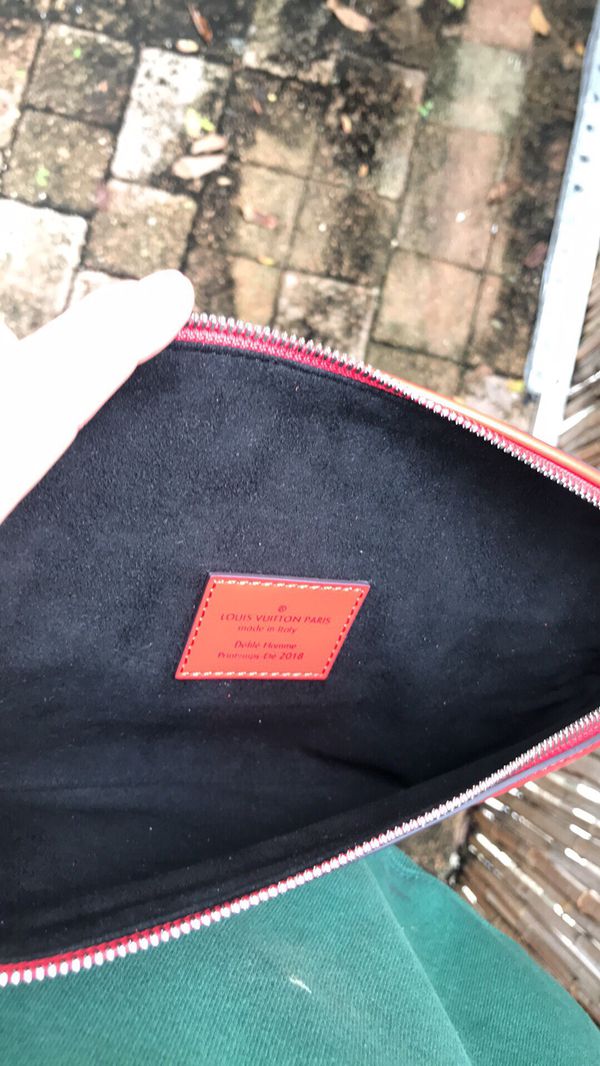 Supreme x LV waist bag (fanny pack) for Sale in Miami Beach, FL - OfferUp