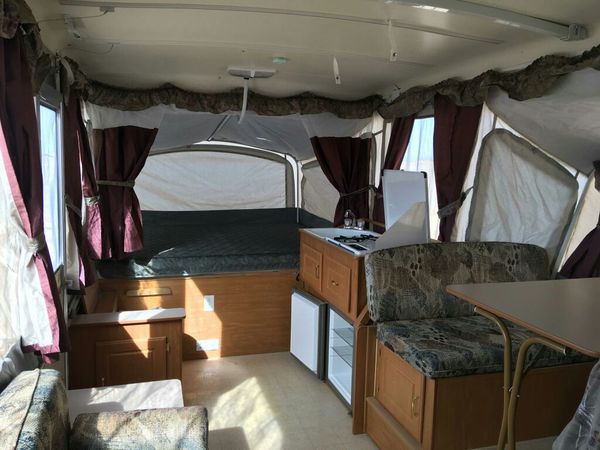 2002 coleman utah pop up camper $4,500.00 for Sale in Eloy ...