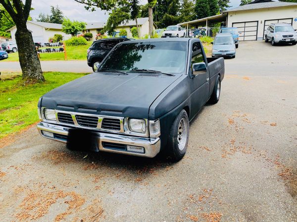 92 Nissan hardbody (LOOKING FOR TRADES) for Sale in Puyallup, WA - OfferUp