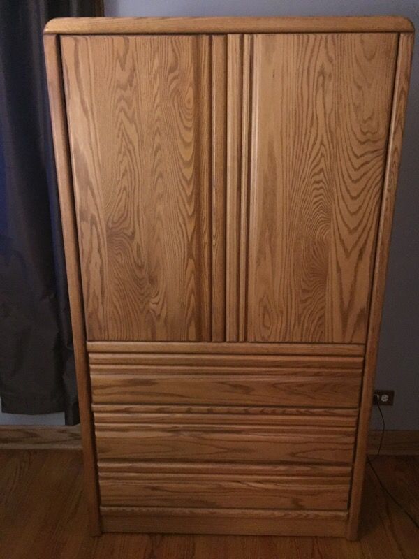 Blackhawk high end bedroom furniture set King size for Sale in Darien, IL OfferUp