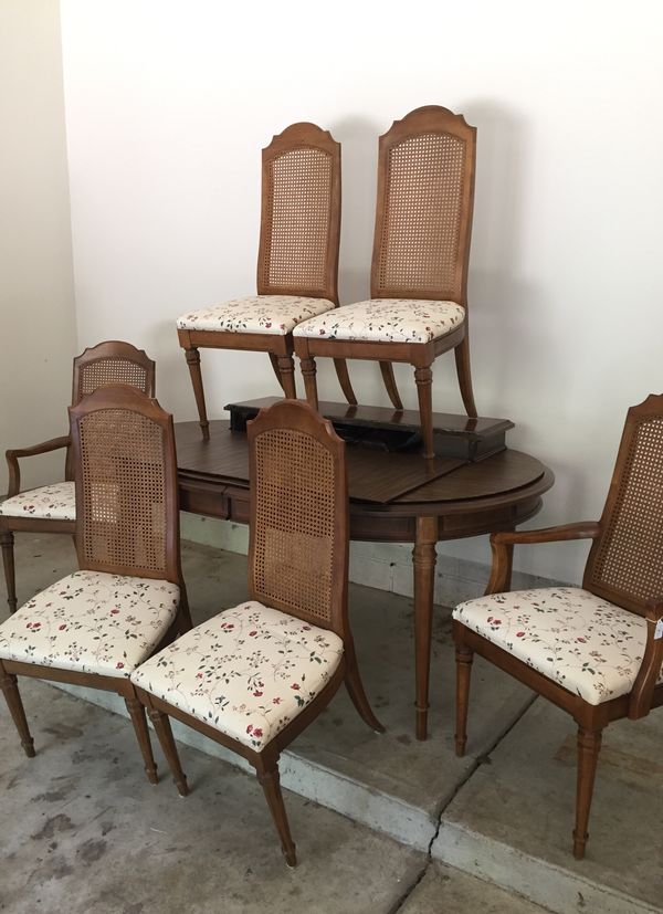 Elder Beerman Drexel Furniture Dining Room Table For In Wilmington Oh Offerup