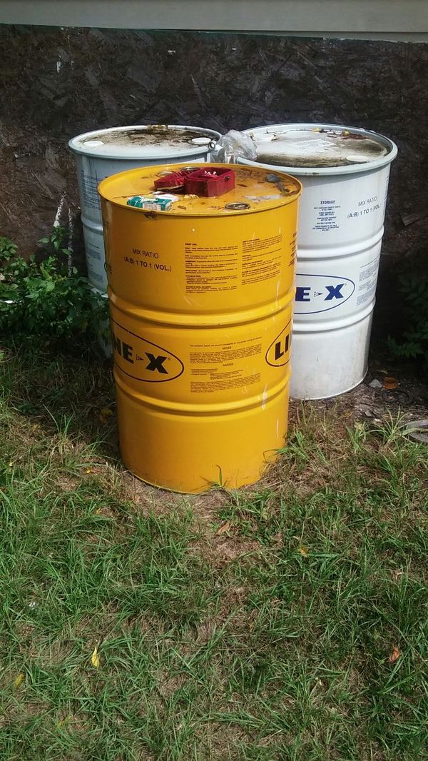 55 gallon drums perfect for burn barrels for Sale in Fayetteville, NC