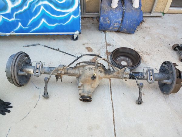 2006 dodge dakota rear end for Sale in Glendale, AZ - OfferUp