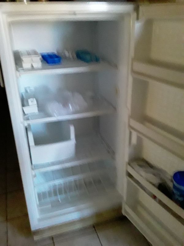 WOODS UPRIGHT FREEZER. for Sale in Phoenix, AZ OfferUp