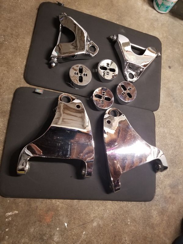 Molded aarms not extended for B body (cadillac, caprice Molded a-arms not ex