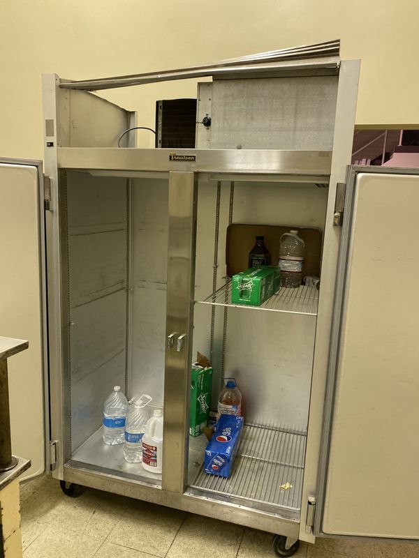 Traulsen 2 door Commercial Refrigerator for Sale in Los Angeles, CA