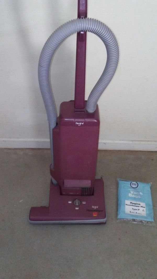 Regina Housekeeper Bagged Vacuum...wide sweep...All attachments for
