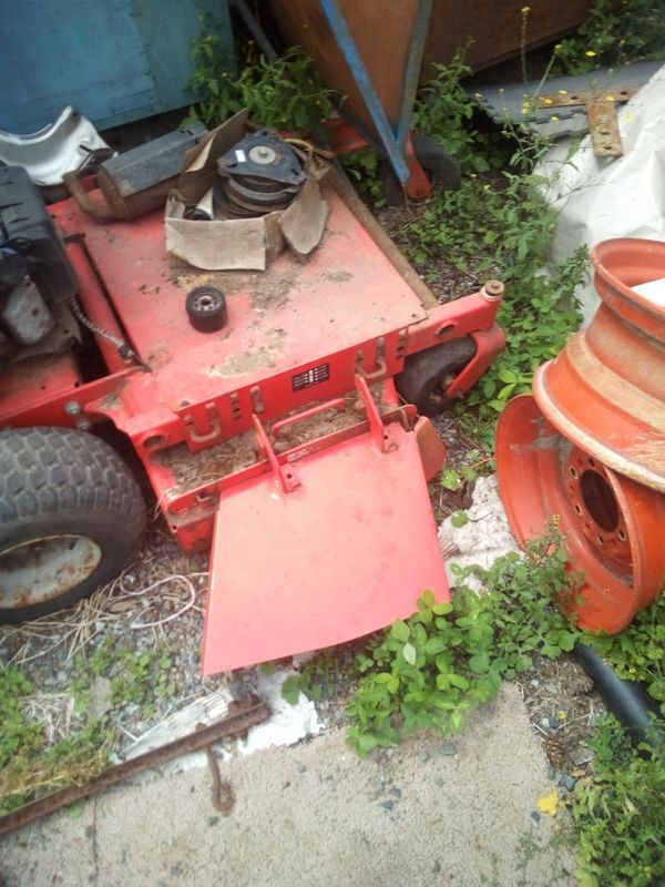 Gravely w mower attachment. Grass catcher for Sale in Marysville, WA