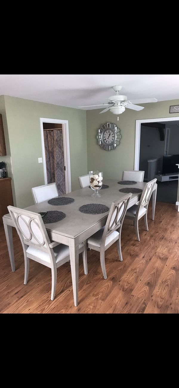 Jordan’s Dining room table for Sale in Saugus, MA OfferUp