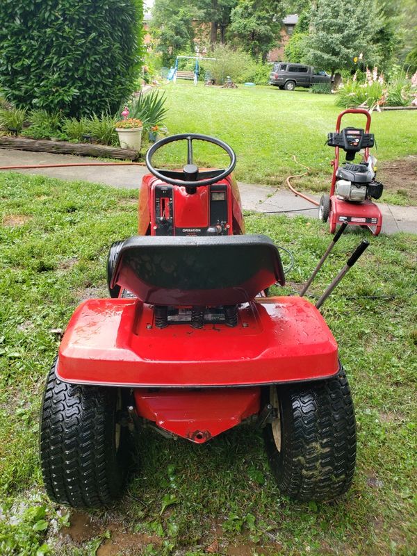 Dynamark riding lawn mower for Sale in Thomasville, NC - OfferUp