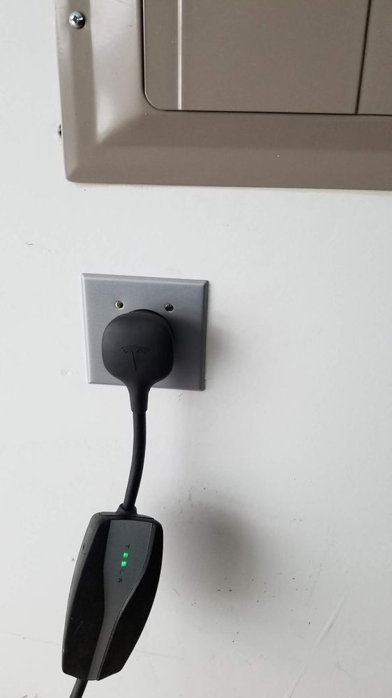 Electric vehicle charger 240V Level 2 Charger Tesla Wall Charger Nema