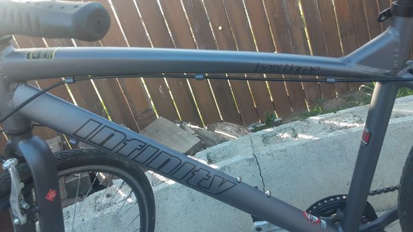 infinity unisex 700c bike