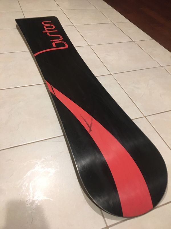 BURTON CRUZER 155 SNOWBOARD FRESH TUNE AND WAX for Sale in Phoenix, AZ