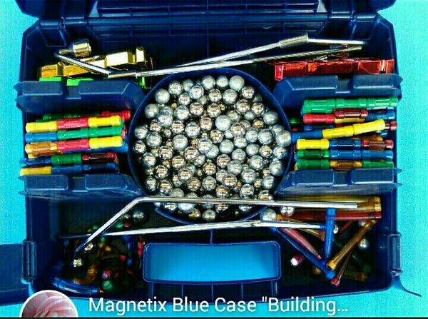 magnetix set with case