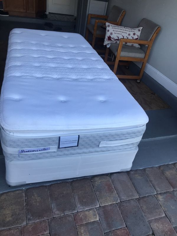 Sealy Posturepedic twin size mattress pillow top and box spring set XL