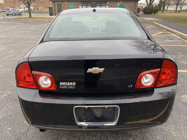 09 Chevy Malibu lt for Sale in Chicago, IL - OfferUp