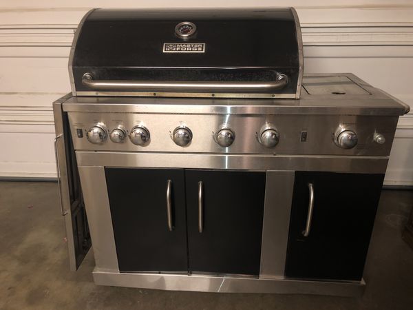 large 5 burner 60k BTU GAS GRILL Includes tank Master Forge 5 burner ...