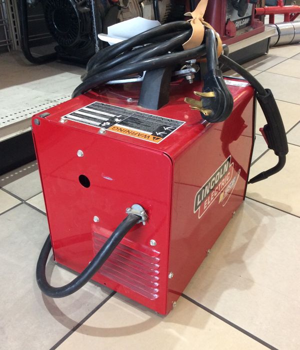 LINCOLN ELECTRIC WELDPAK 155 WELDER for Sale in Phoenix, AZ OfferUp