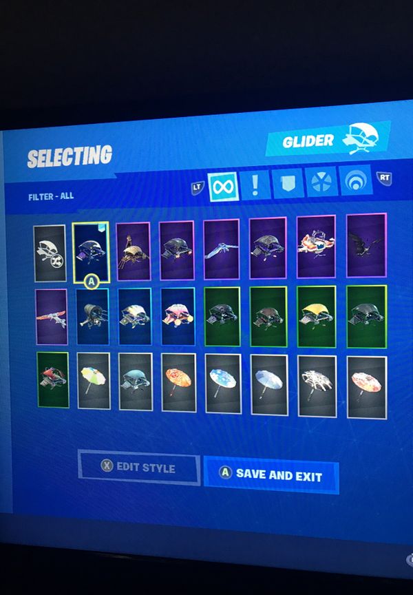 Fortnite account Xbox for Sale in Des Moines, WA OfferUp
