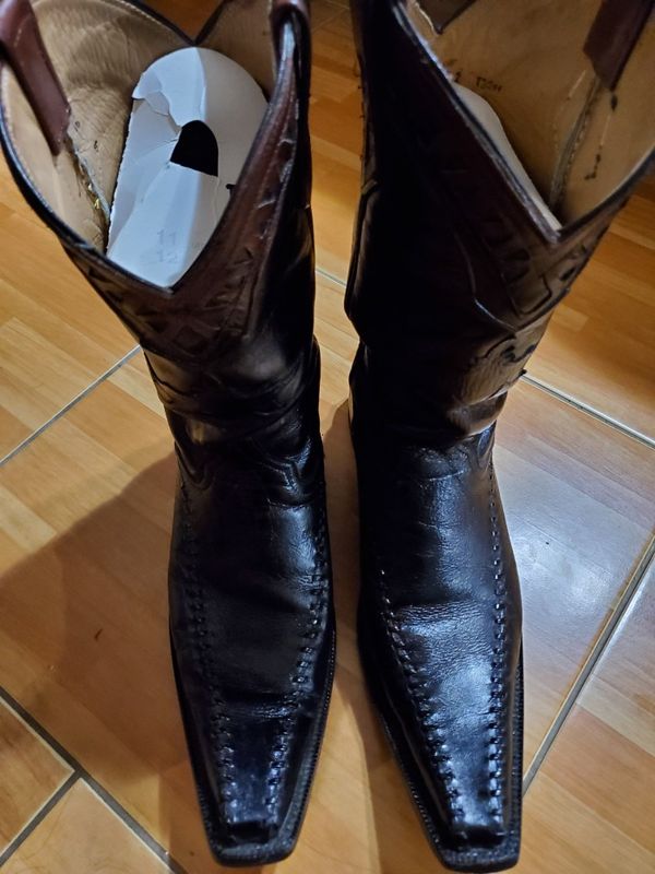 Alex Boots and Belt for Sale in El Paso, TX OfferUp