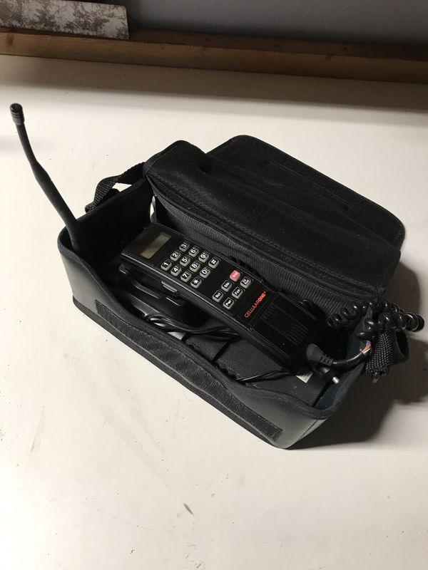 Motorola Car Phone vintage from 92 for Sale in Renton, WA OfferUp