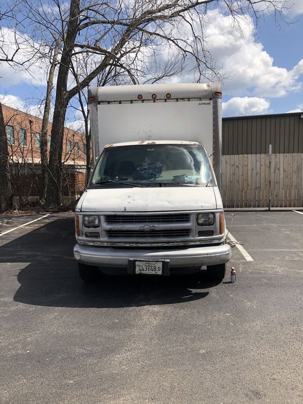 1997 Chevy 3500 box truck for Sale in Riverwoods, IL - OfferUp