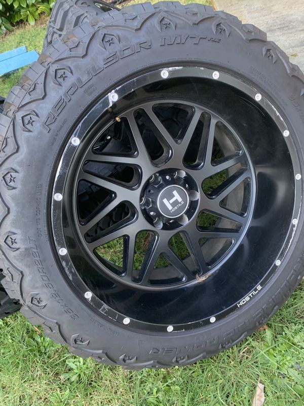 35 inch M/T tires with 22 wheels for Sale in Everett, WA OfferUp