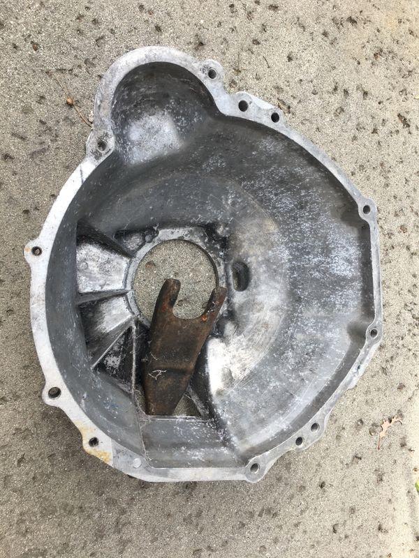 Ford 5 bolt manual trans bellhousing for early 289/260 engines for Sale ...