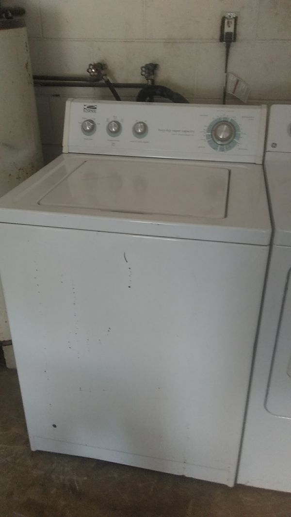 Whirlpool Estate washing machine and GE drying machine for sale in Pine