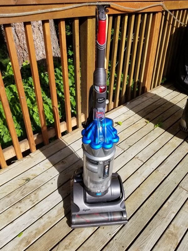 Dyson DC17 Asthma and Allergy Vacuum for Sale in Bellevue, WA OfferUp